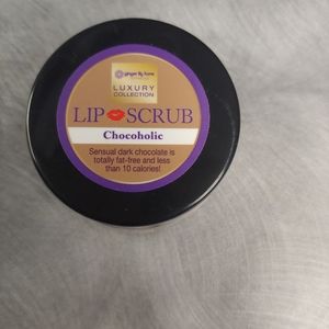 Lip scrub/exfoliant💋